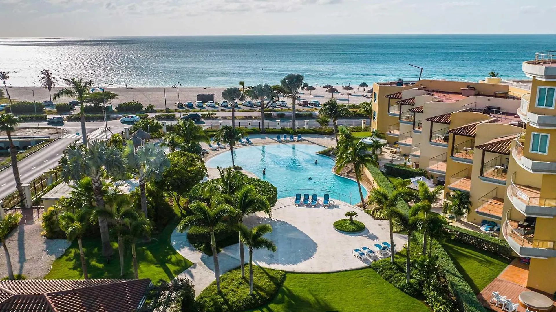 Beachfront - Sapphire Vista 3Br Condo - A247 Palm Beach Aruba
