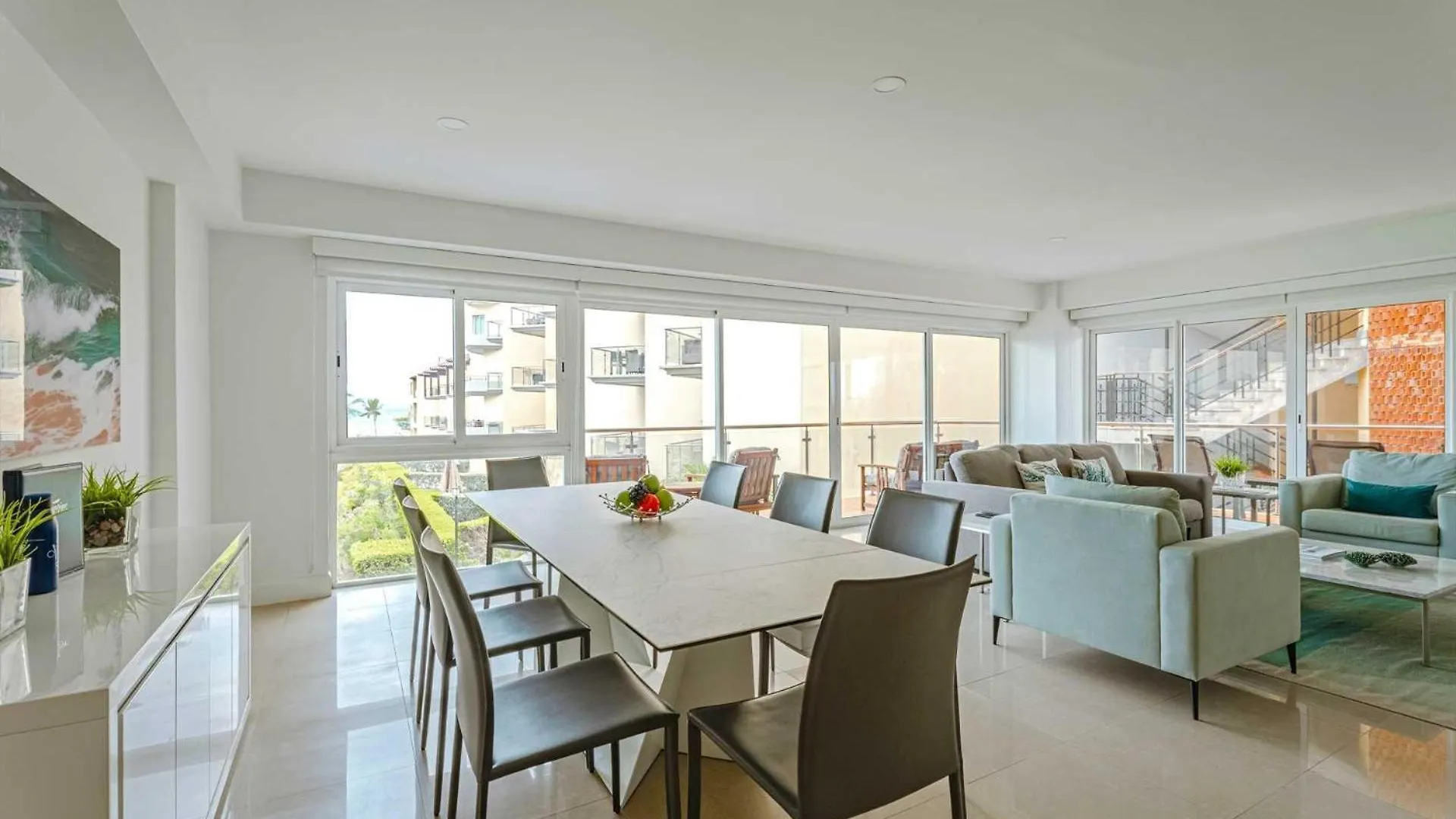 Beachfront - Sapphire Vista 3Br Condo - A247 Palm Beach Holiday home