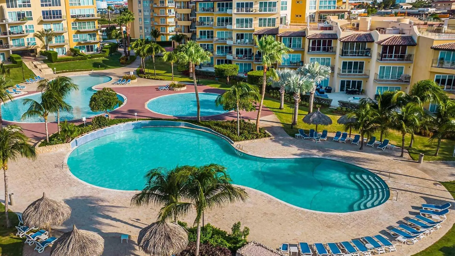 Dom wakacyjny Beachfront - Sapphire Vista 3Br Condo - A247 Palm Beach Aruba